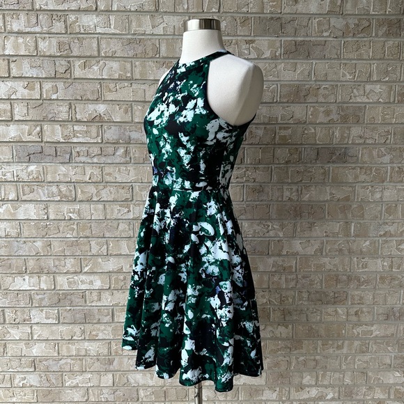 Aqua Lined Dress Size S 🌸 - Picture 5 of 9